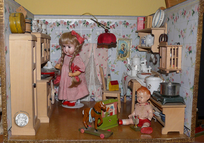 antike Puppenküche