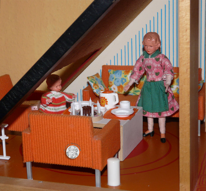OKWA-Puppenhaus 70er Jahre