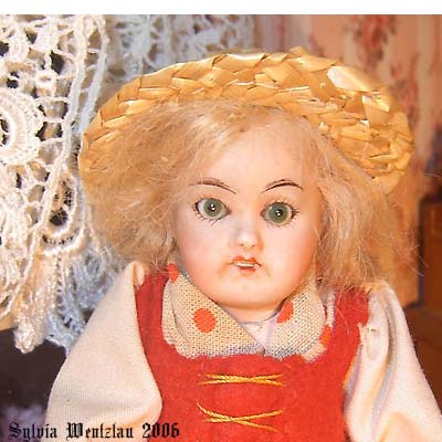 Kleine Französin aus der Zeit von 1890