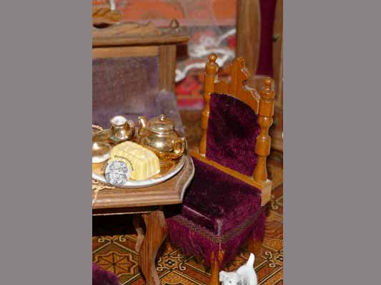 Jugendstil-Puppenstube mit Erker