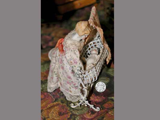 In die Wiege geschaut