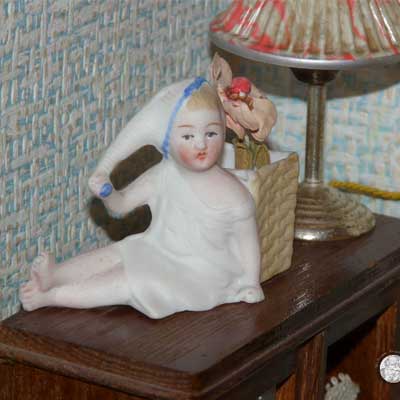 antike Puppenstube von vor 1920