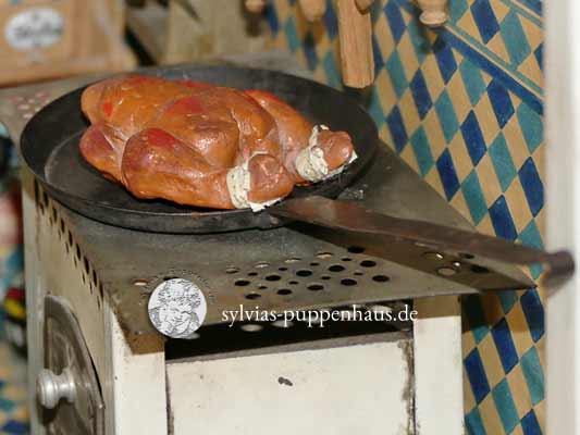 antike Puppenküche, Gehäuse Gebrüder Bing Nürnberg