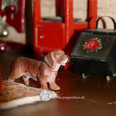 antikes Puppenhaus mit Pferdestall von um 1900