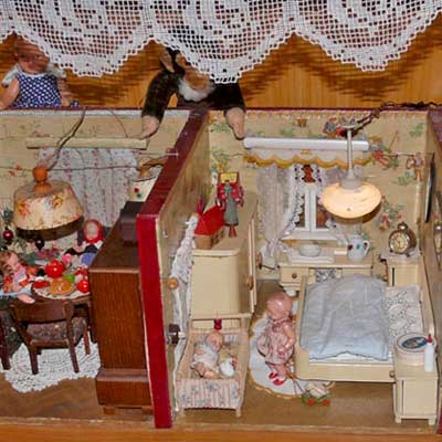 antike Puppenstube aus den 30er Jahren - Bild 1