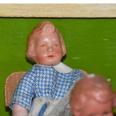 antike Puppenschule aus den 30er Jahren