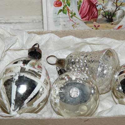 antiker Jugendstil-Standkaufladen