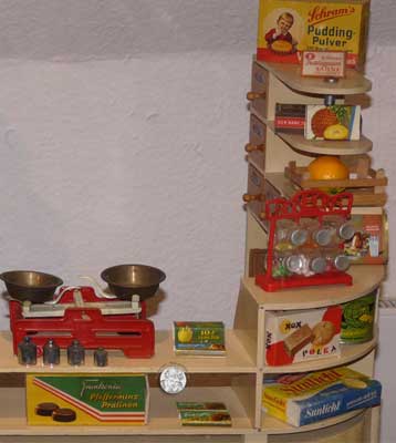 großer Standkaufladen - Feinkost, Spirituosen, Südfrüchte