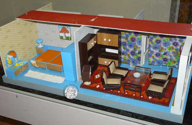 Kaufmannsladen mit Wohnung, VERO