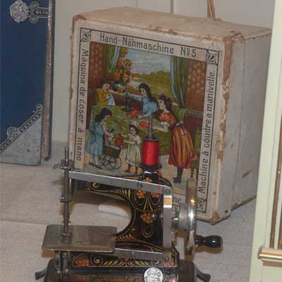 Kinder-Nähmaschine