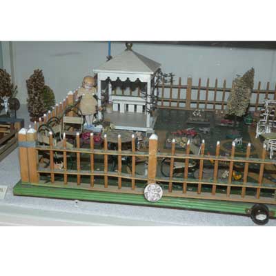 Seltener Puppengarten von um 1920