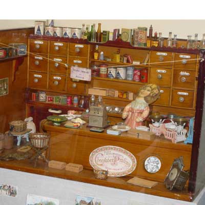 um 1900, Ausstattung thematisch gesammelt von 1890 - 1940