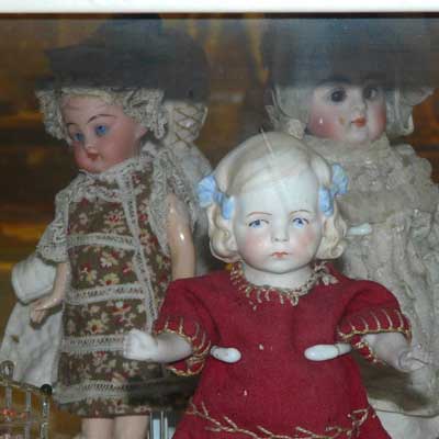 antike Puppenstubenpuppen