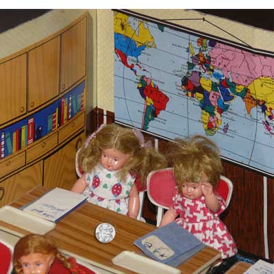 Puppenschule von Modella, um 1969