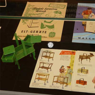 Realität und Puppenstube, 50er Jahre