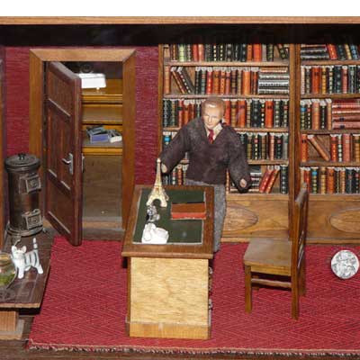 Selbst gebautes 1 zu 12 Puppenhaus