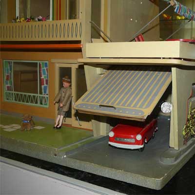 VEB Holzspielwaren Grünhainichen, Erzgebirge, DDR