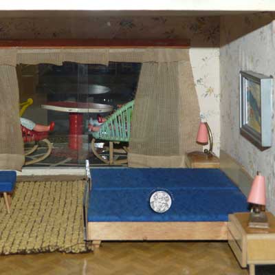 Puppenhaus von Albin Schönherr, DDR