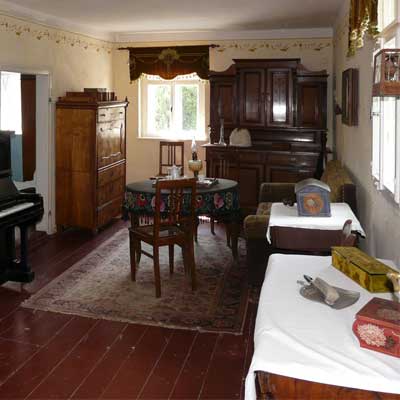 Wohnzimmer Lehrerwohnung um 1900, Dorfschule Schloss Blankenhain