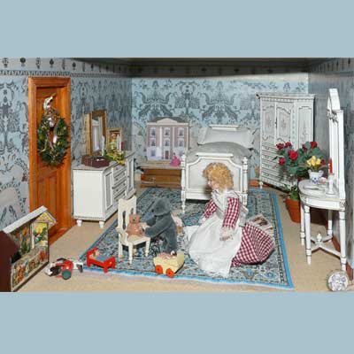 Schlafzimmer jetzt mit schönem gewebten Teppich