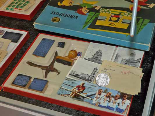 DDR - FAMOS Kinderpost