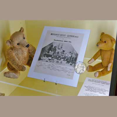 Mit Teddy durchs Dresdner Spielzeugland