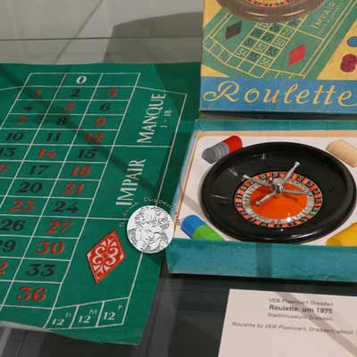 Mit Teddy durchs Dresdner Spielzeugland