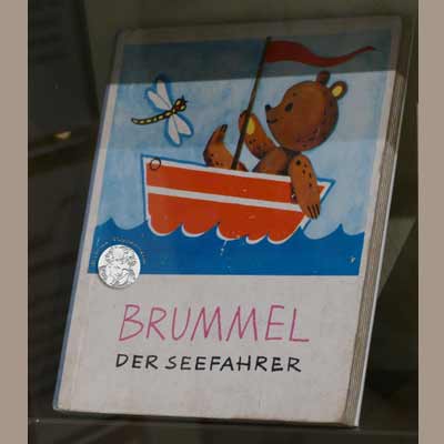 Mit Teddy durchs Dresdner Spielzeugland - Bild 1