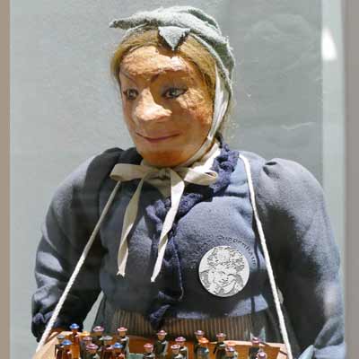 Mit Teddy durchs Dresdner Spielzeugland