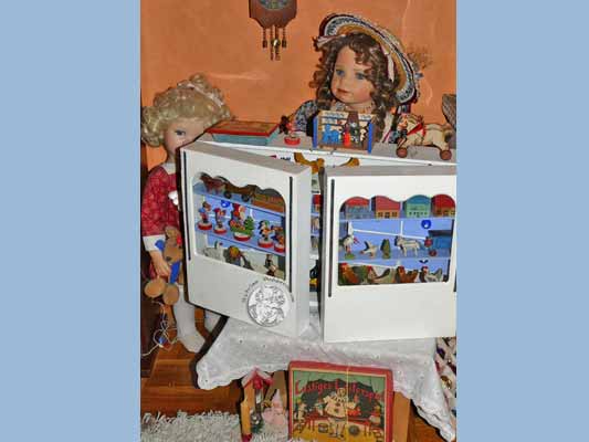 Spielzeugladen, Klappkaufladen 20er Jahre - Bild 1